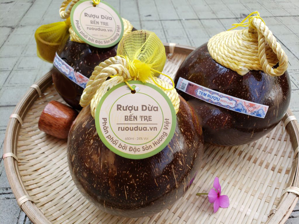 rượu dừa bến tre chính gốc